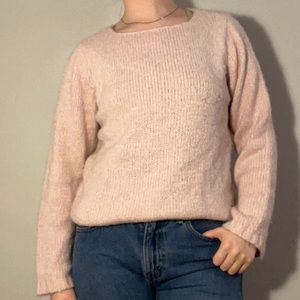 Oversized women’s New York & Company sweater